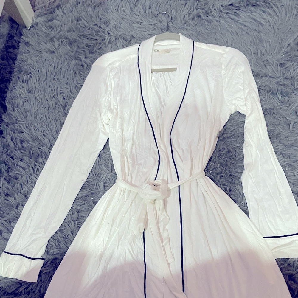 Ugg Robe